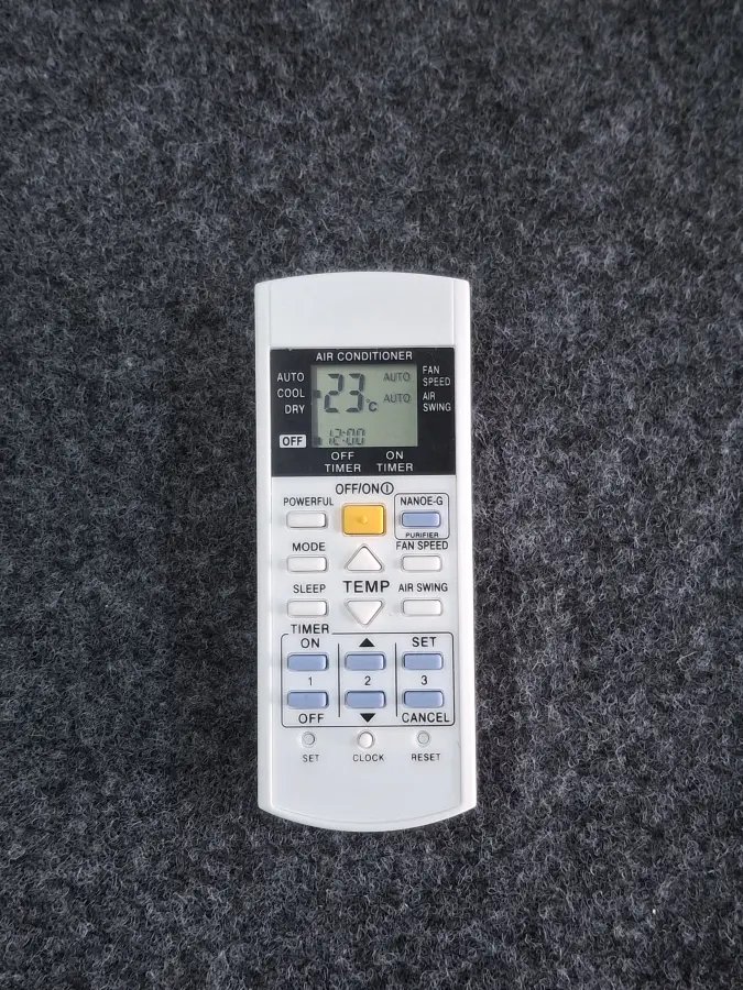 Remote 29D Y
