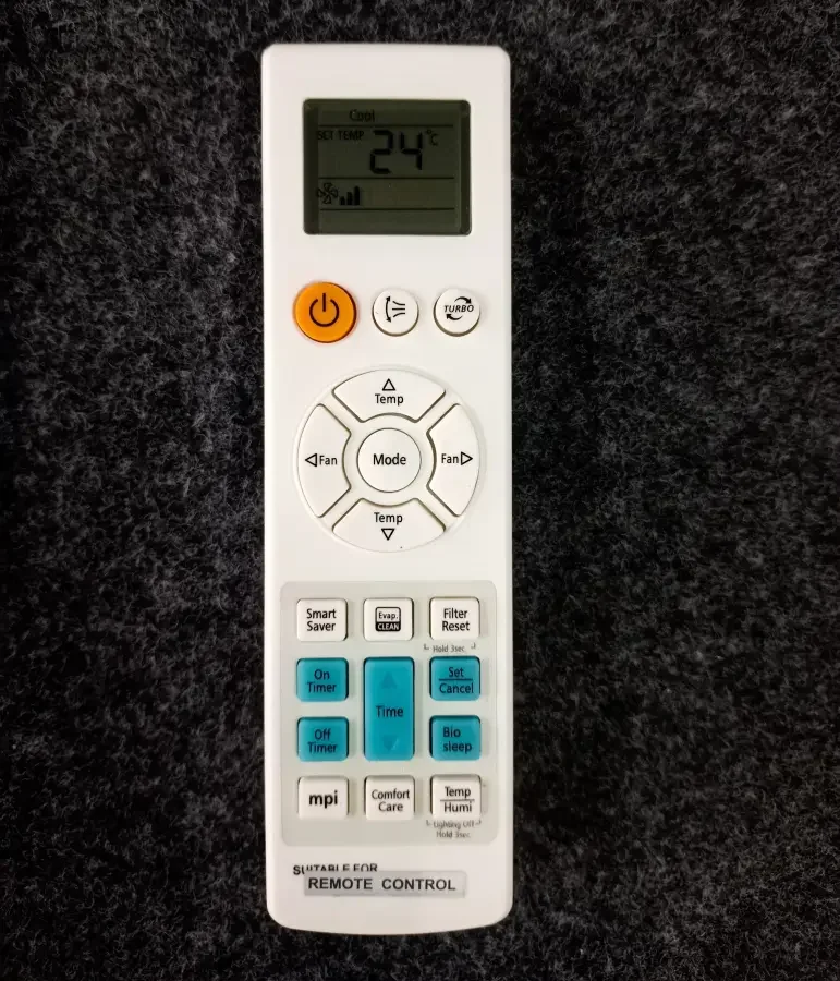 Remote 104 Y