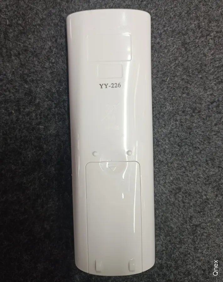 Remote 226 Y
