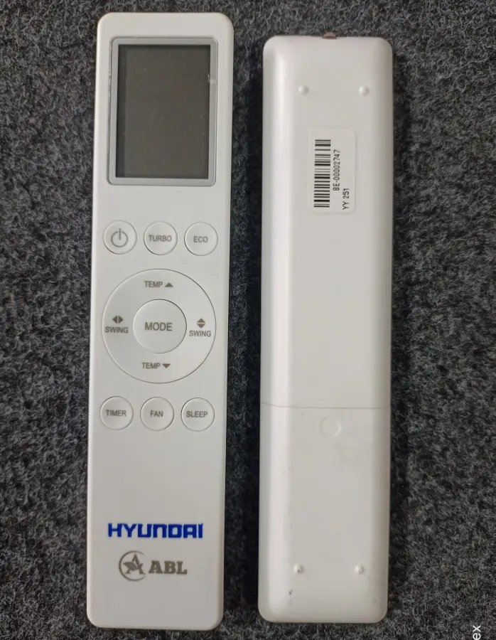 Remote 251 Y