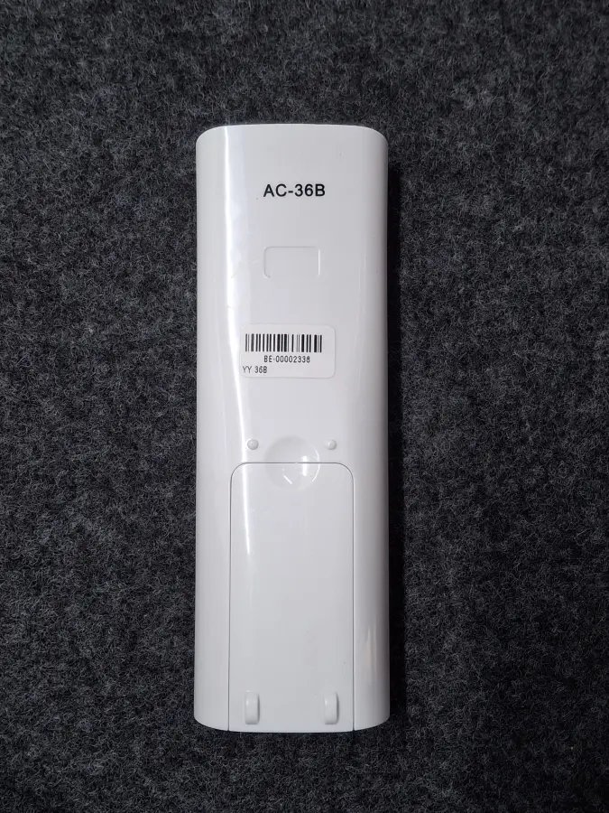 Remote 36B Y