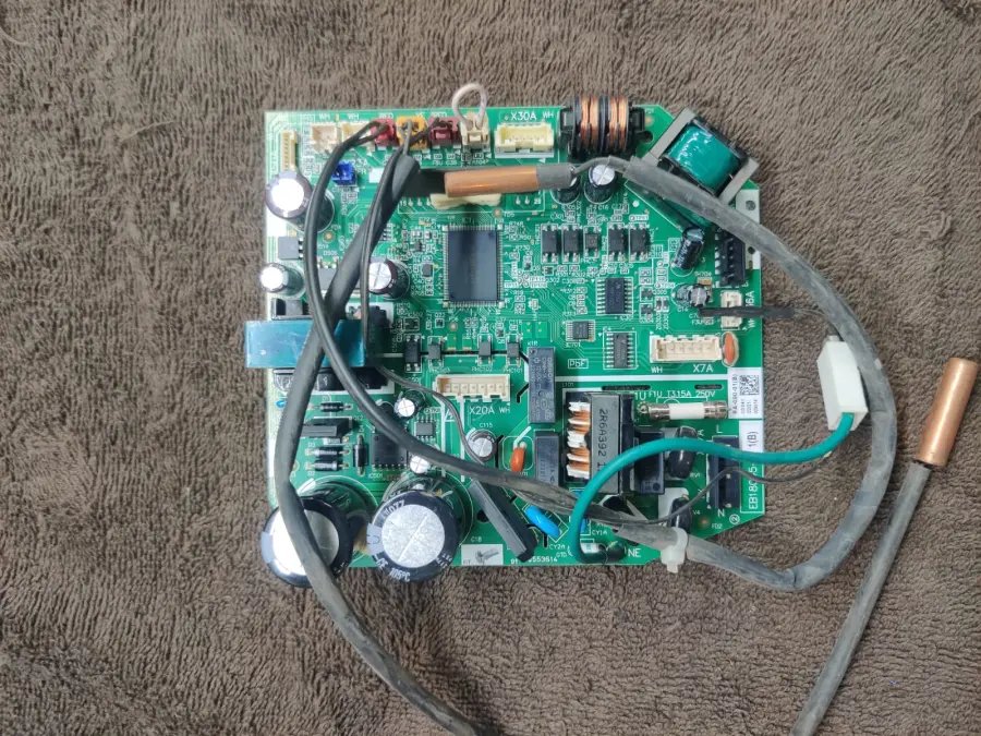 Daikin VRF IDU pcb