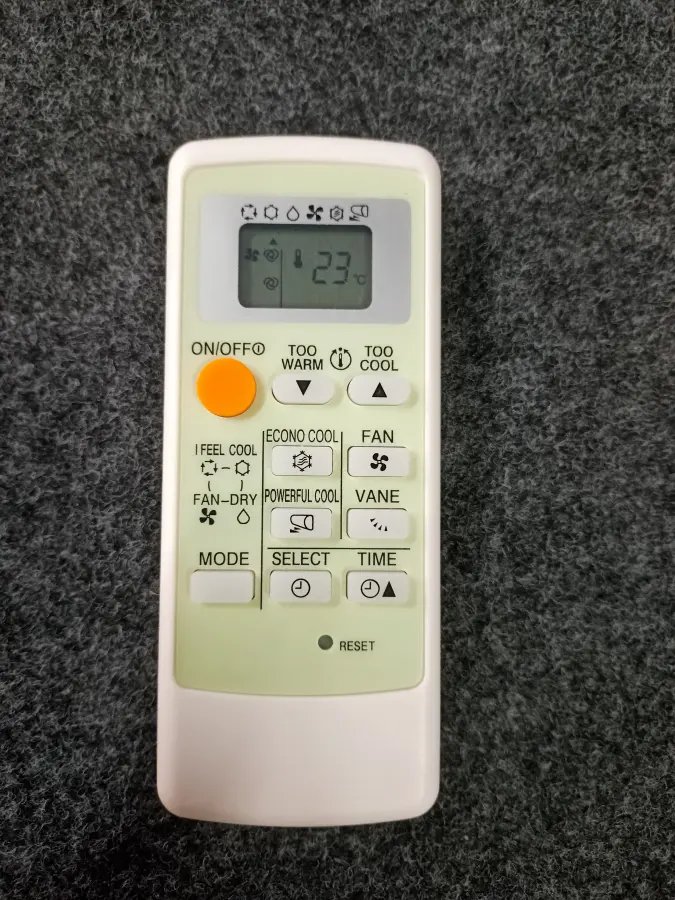 Remote 122 Y