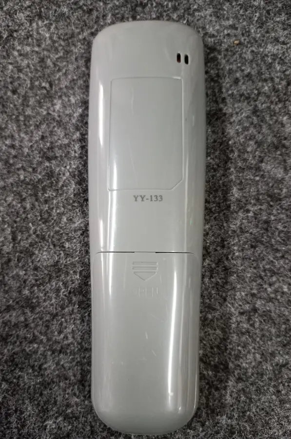 Remote 133 Y